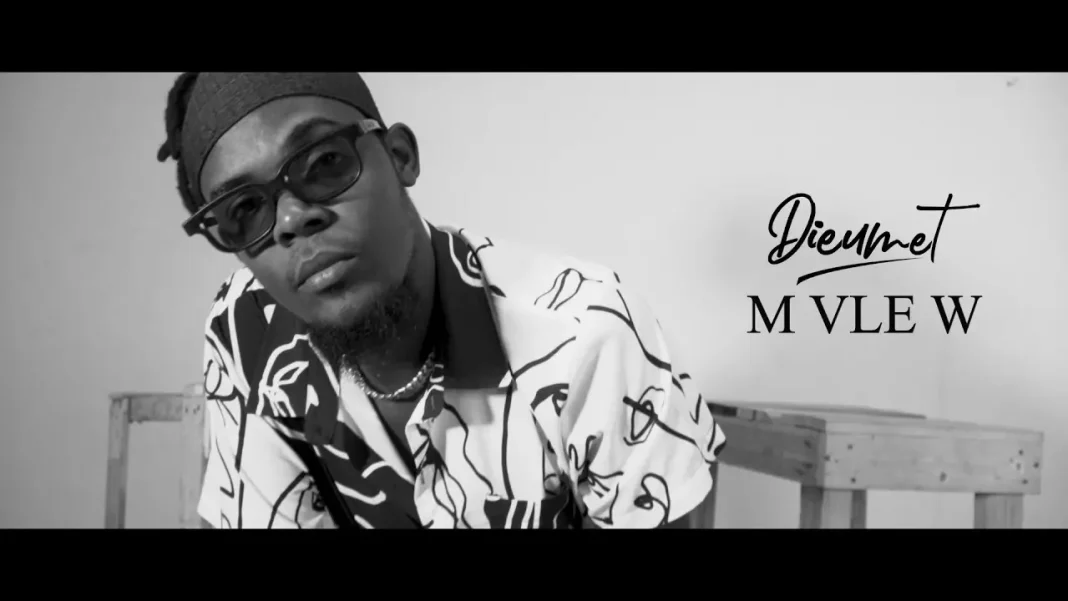 Maurice Dieumet – M Vle W (video) Maurice Dieumet - M Vle W (video)