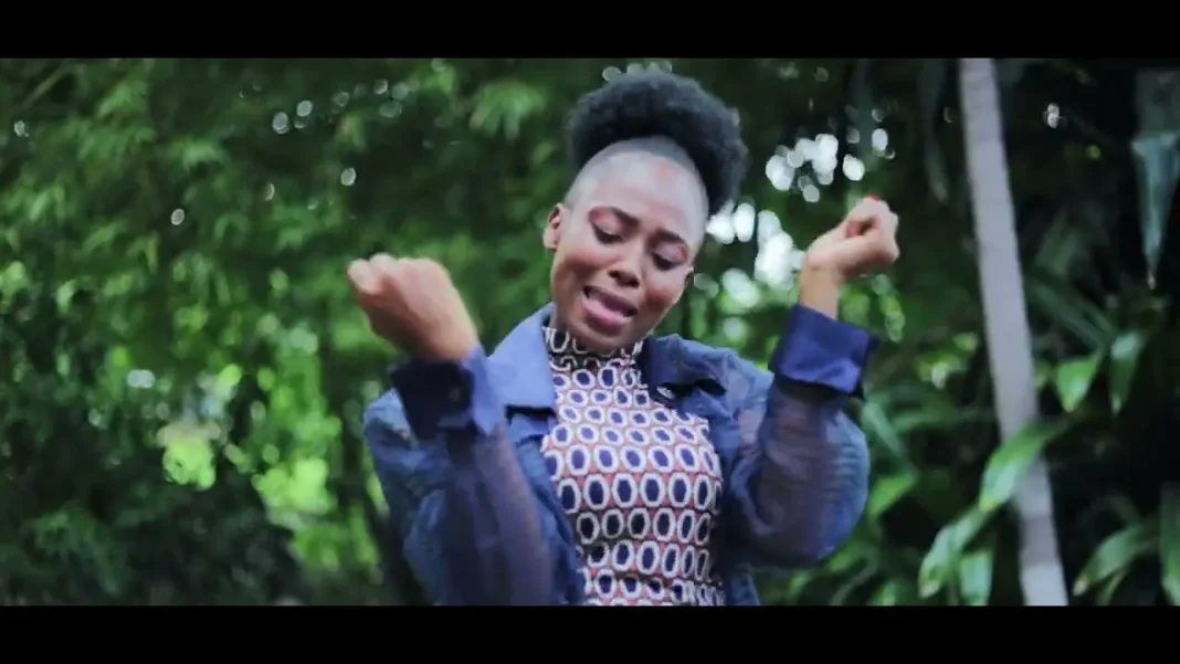 Lourdie Jean Charles - Mwen Pou Ou (video Et Paroles)