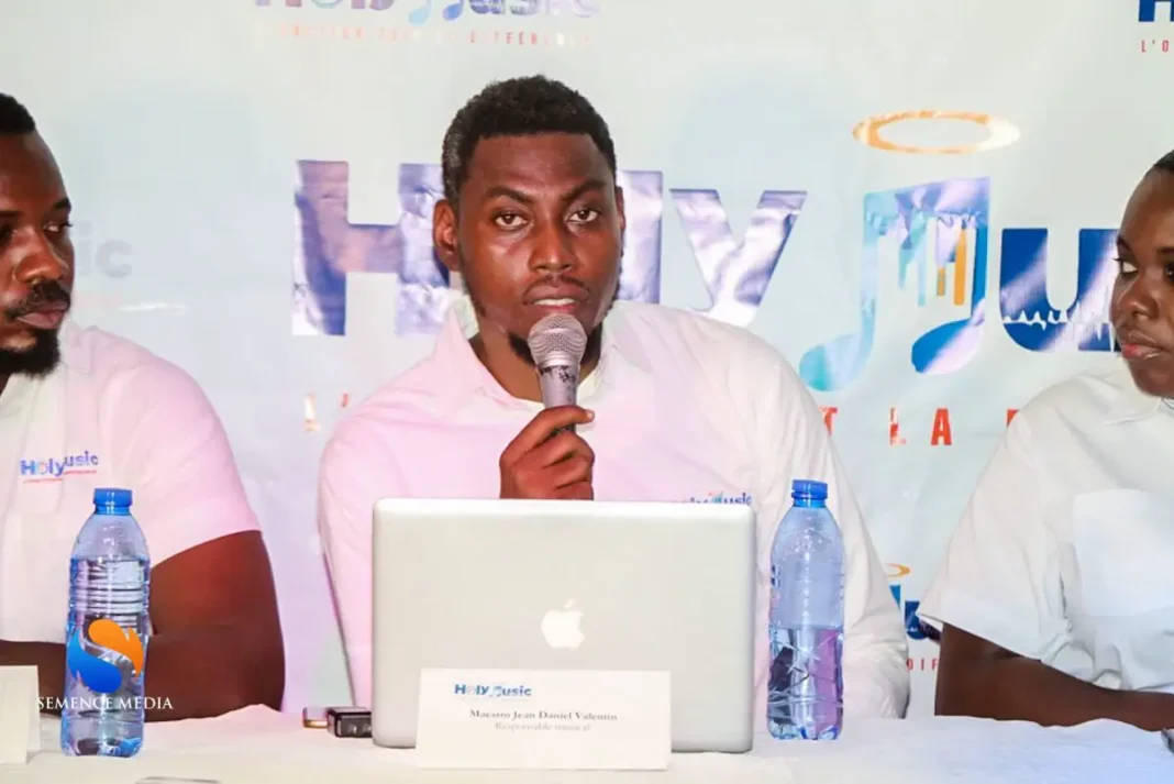 Holy Music Haiti Anonse Eksplozif Lage Album Li ‘KRIS ÀVÈ M’ Holy Music Haiti Anonse Eksplozif Lage Album Li 'KRIS ÀVÈ M'