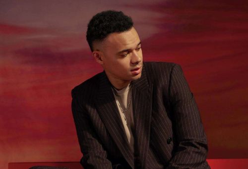 Tauren Wells retounen pou òganize GMA Dove Awards nan Nashville nan dat 1ye oktòb 2024.