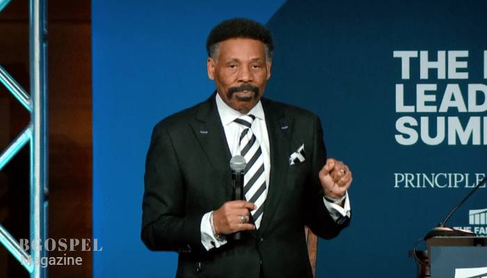 Tony Evans retounen nan preche nan Dallas apre retrè pou « peche » nan 2024