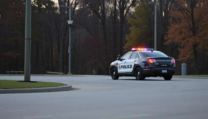 Ohio - Arestasyon nan Pastè Arawon Williams Jr pou endesans piblik
