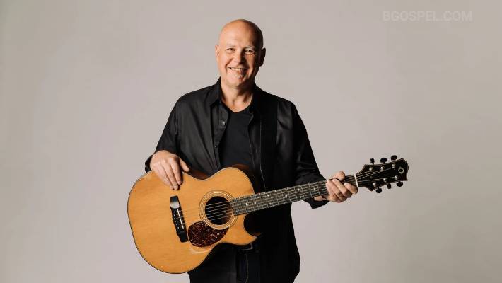 Brian Doerksen - balad levanjil sou lanmou ak konplemantè
