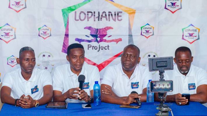 Mystère Divin reyini laprès pou anonse konsè anivèsè li, 30 novanm 2025.
