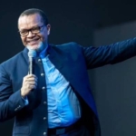 Marcello Tunasi siyen akò ak fanmi Blanche Kandolo