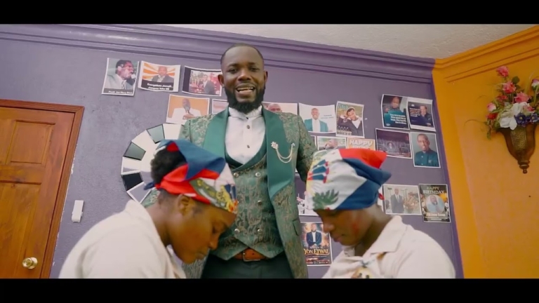Mwen Se Yon Etwal - Apotre Robenson Joachim (Official Video)